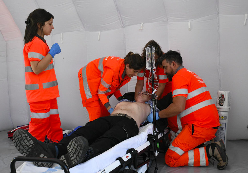 Adif realiza el primer simulacro de emergencia en un túnel de alta velocidad con tren de mercancías en España